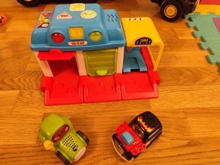 Lote de coches y tractores