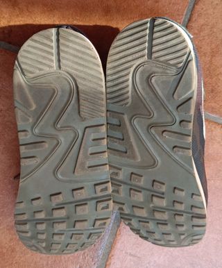 Scarpe ginnastica num. 38