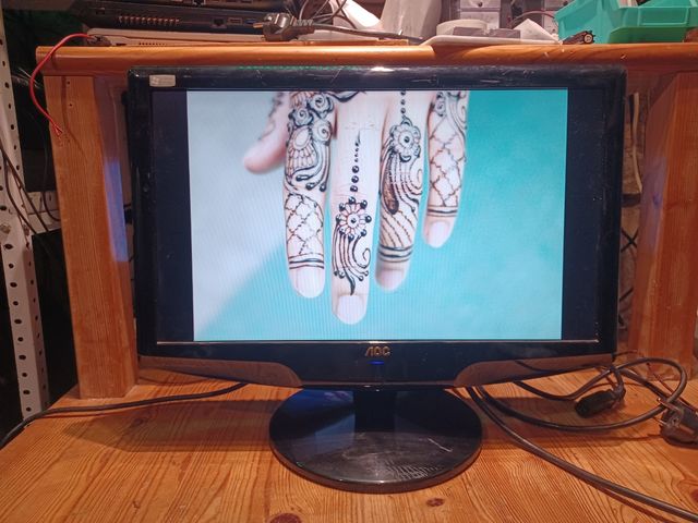 Monitor 18,5" AOC 931SN