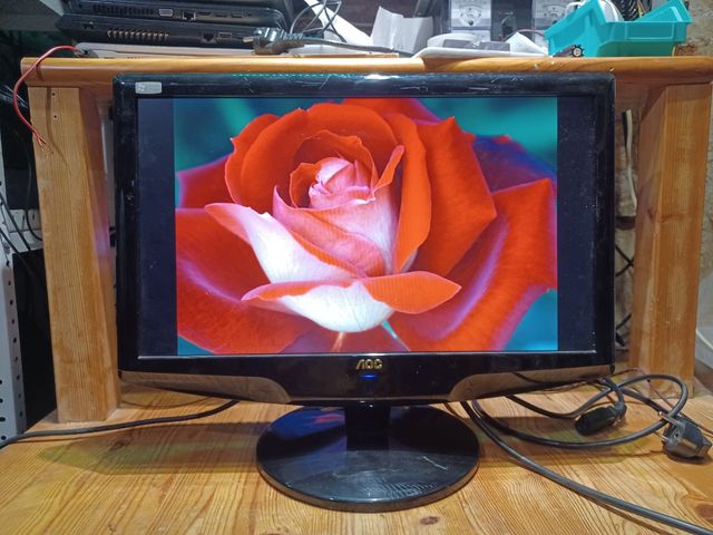 Monitor 18,5" AOC 931SN