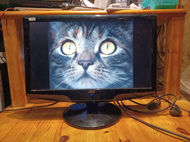 Monitor 18,5" AOC 931SN