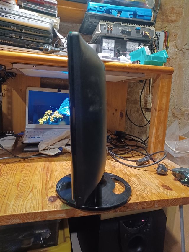 Monitor 18,5" AOC 931SN