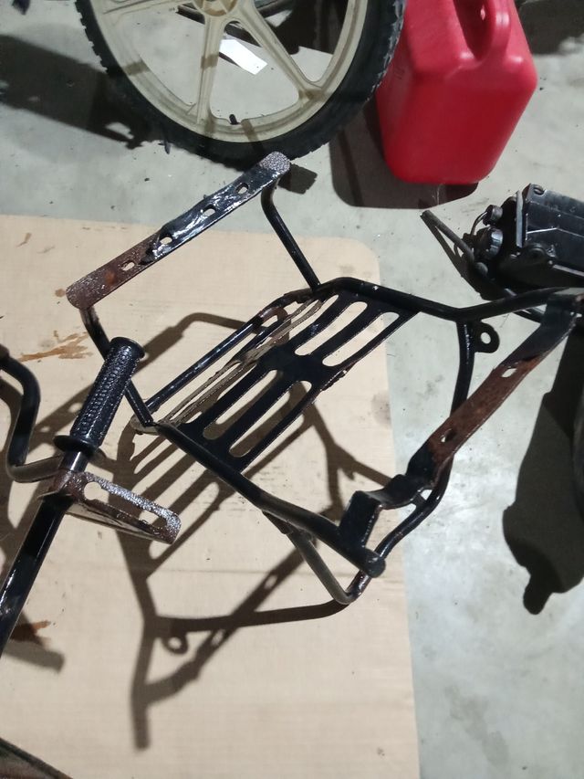 Defensas laterales y cesta vespa