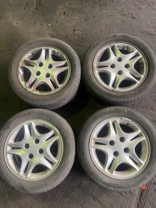 Llantas  citroen xsara 4x108 15 pulgadas 
