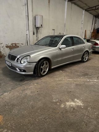 Mercedes AMG 55