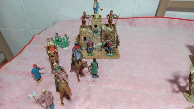 FIGURAS DE NAVIDAD PALACIO DE HERODES