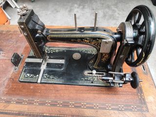 Máquina de coser Omnia