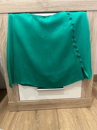 Falda, pantalón Zara