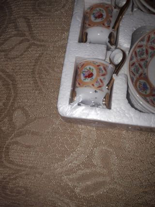 Servizio di tazzine in miniatura nuove