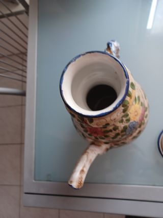 Vaso / brocca in ceramica dipinta a mano 
