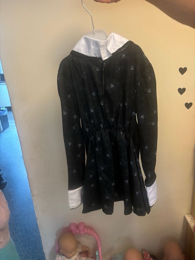 Costume Addams Wednesday