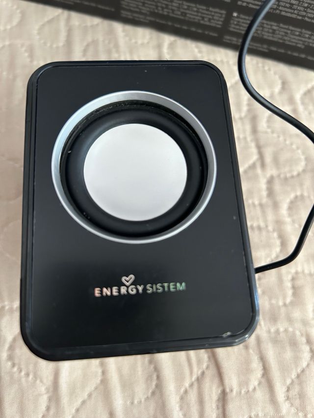 Altavoces acústicos