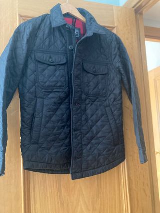 Chaqueta Abercombie negra chico  SIN ESTRENAR