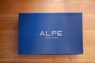 ALPE · botas altas de piel en color caqui · 38