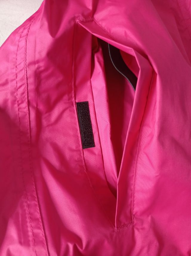 Cortavientos niña Izas 6 años.