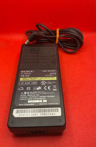 Original Adaptador Cargador Sony VGP-AC19V11