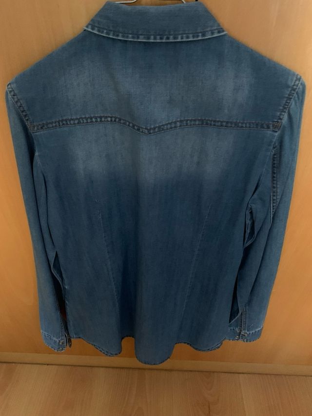 Camisa ganga . Marca Clokhouse