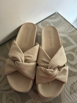 sandalias Stradivarius