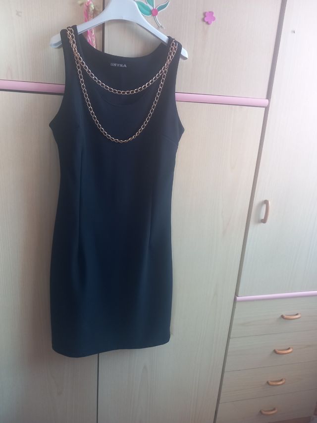 Vestiti usati una sola volta