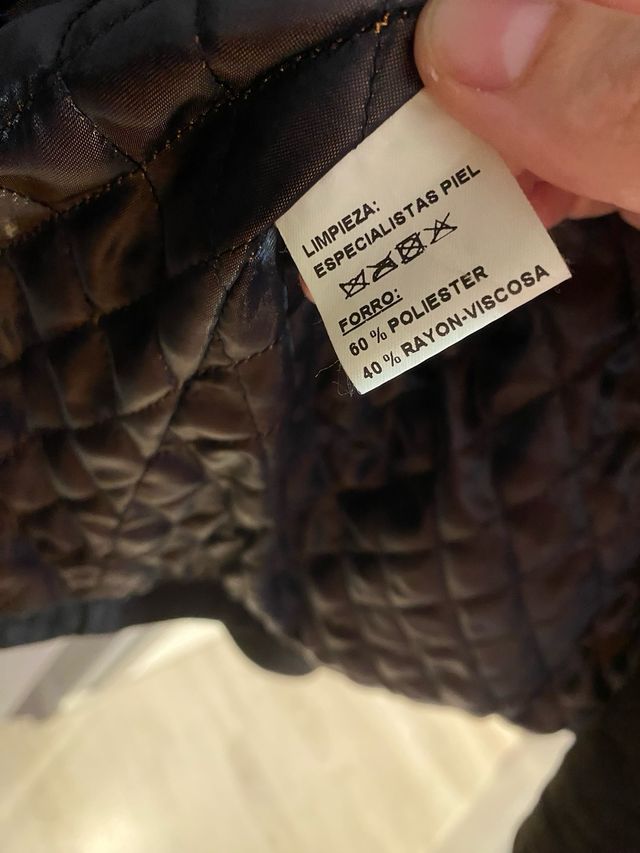 Chaqueta de piel marron de hombre