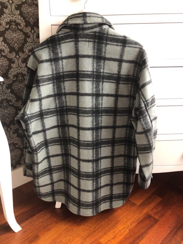 Sobre camisa cuadros