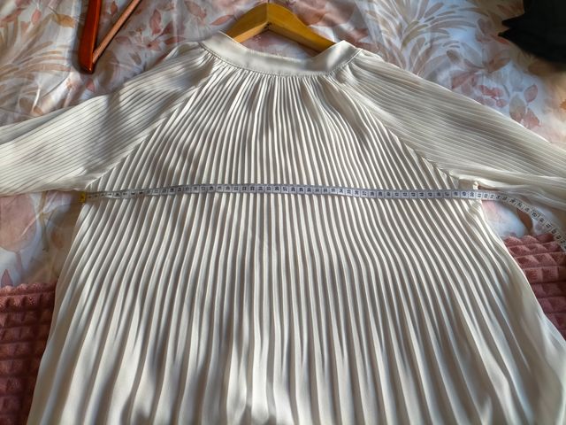 Camisa plisada blanca