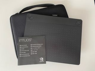Wacom Intuos Art con funda