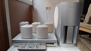 Subwooffer 100 Watts+5 altavoces Home Cinema Sony 