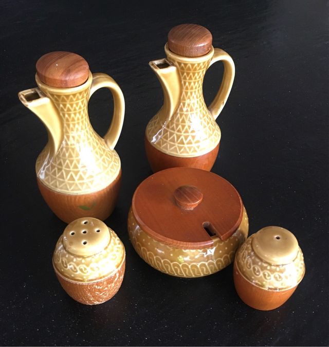 Set menage Mid-century moderno ceranica ulivo