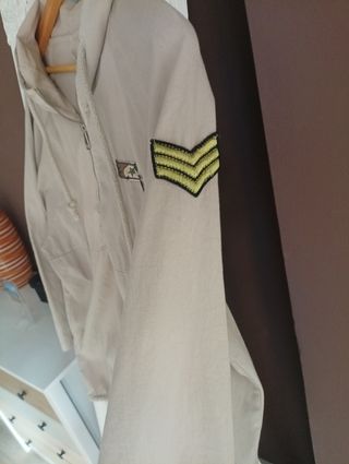 Cortavientos beige