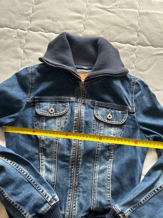 Stradivarius cazadora vaquera