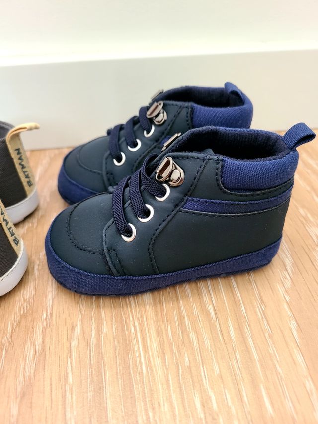 2 pares calzado bebe