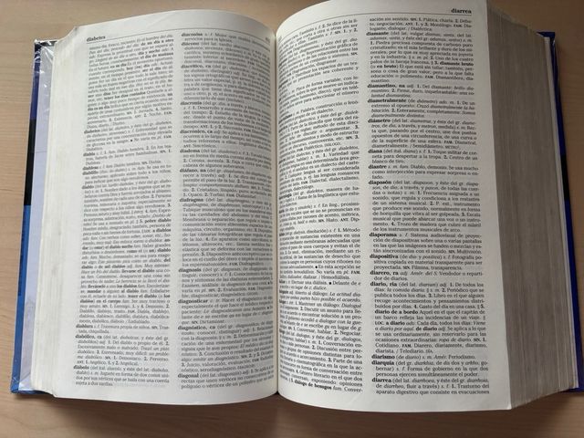 Diccionario esencial