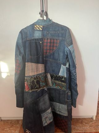 Chaqueta vaquera de desigual