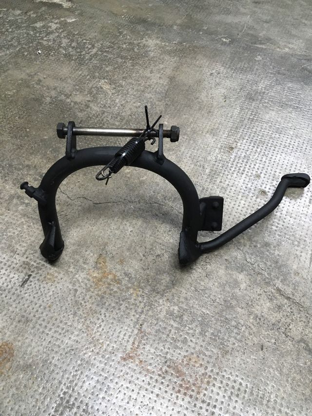 Caballete piaggio fly