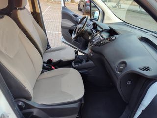 Ford Tourneo Courier 2017