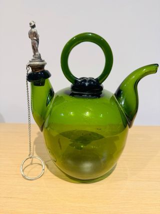 Antiguo botijo catalan de cristal