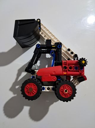 Lego 42116 completo.