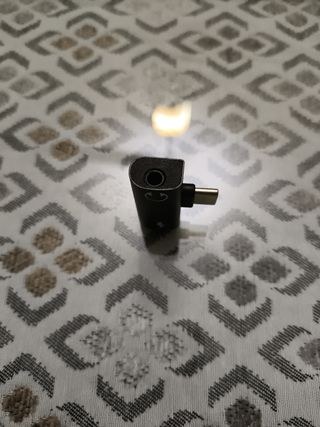 Adaptador USB C a Jack 3.5 y cargador 30