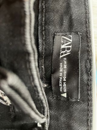 Pantalones Zara