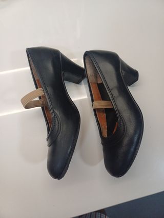 Zapatos flamenco niña talla 32