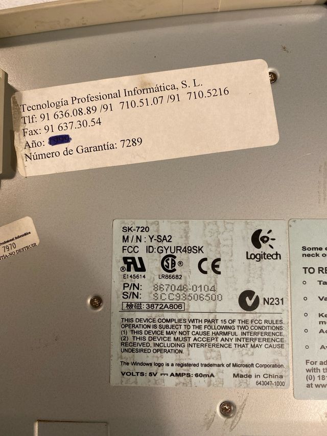 Teclado PC Logitech Deluxe SK-720