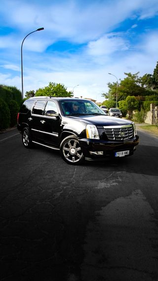 Cadillac Escalade etiqueta ECO