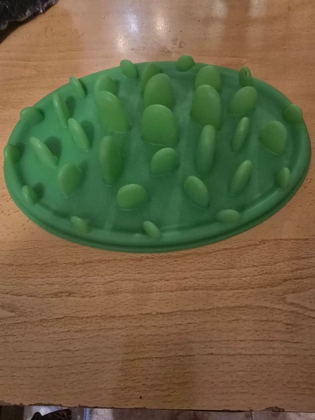 Comedero anti voracidad