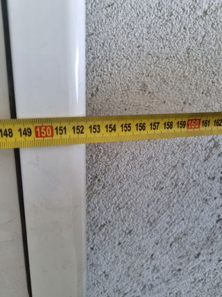 VENTANA DE ALUMINIO BLANCA CON PERSIANA