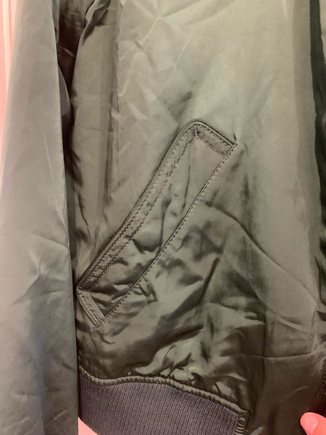 Chaqueta bomber verde Zara