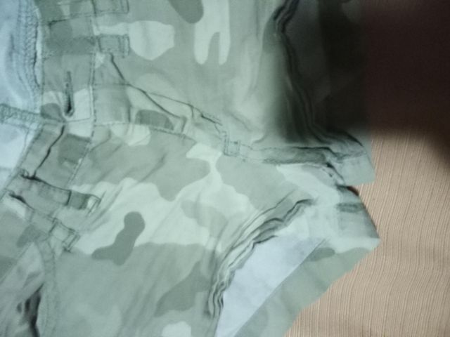 Mini Short camuflaje con 3 bolsillos