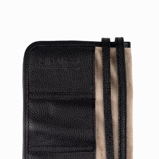 Funda de piel negra y chenilla beige para relojes