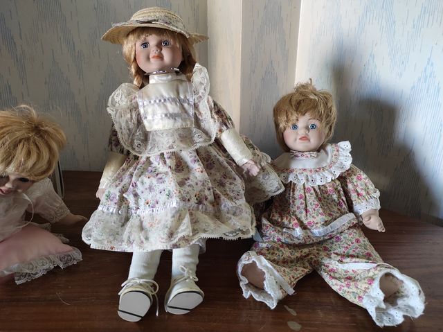 Bambole di porcellana vintage