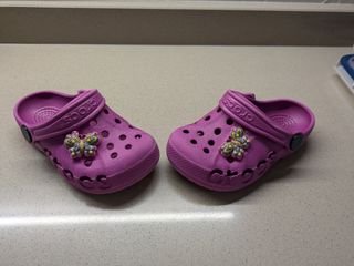 Crocs talla C6-7 (23-24)